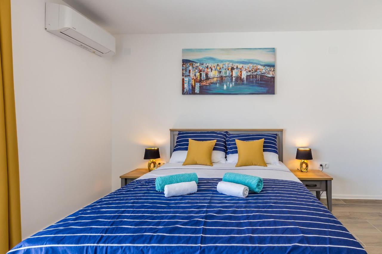 Holiday House Sunlight With Heated Pool มาลินสกา ภายนอก รูปภาพ